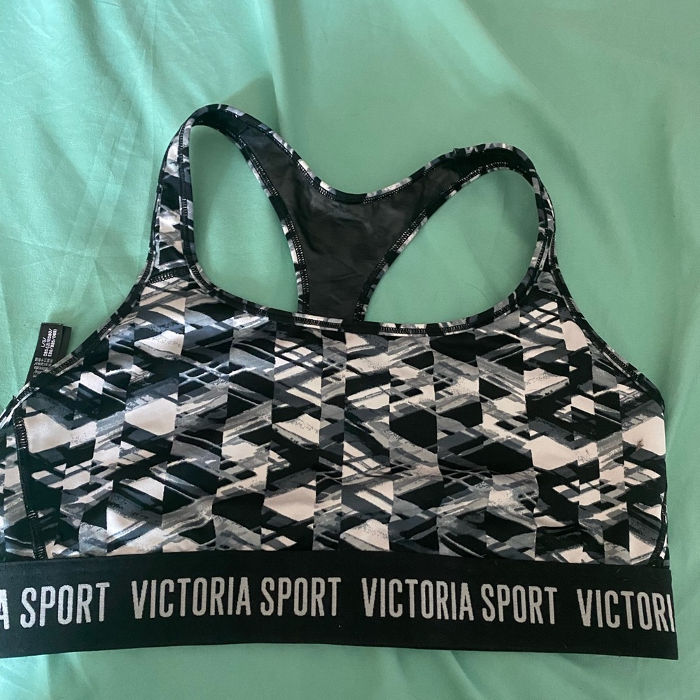 VS sports bra